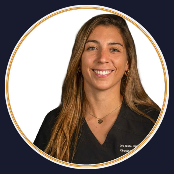 Dra. Sofía Tapia, Cirujano Dentista